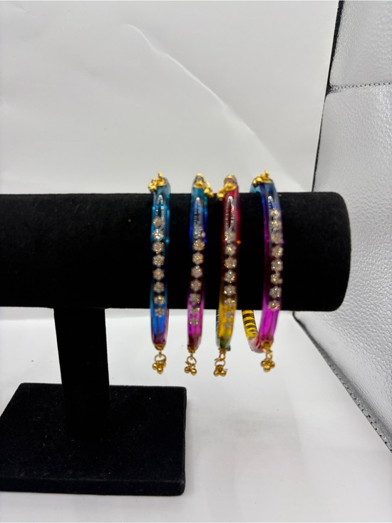 Jewelry - Multicolor Kundan Crystal Glass Accent Kashmiri Women's Bangles - Set of 4